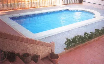 Modelo C-75 piscina de fibra de vidrio