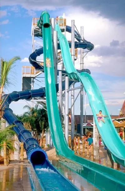 Kamikazes – Water Slides